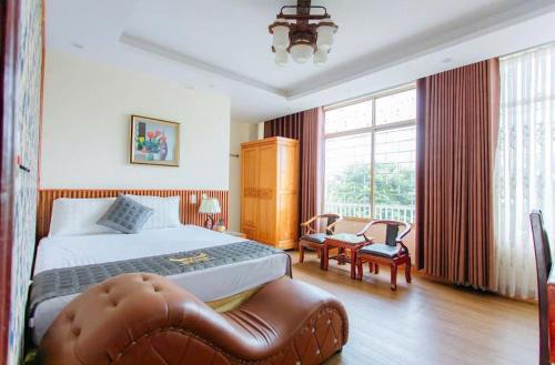 Hotel Nhu Loan
