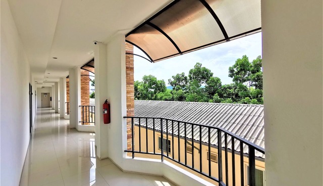Hua Hin Irooms Hotel