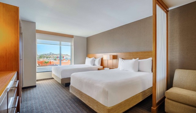 Hyatt Place Los Cabos