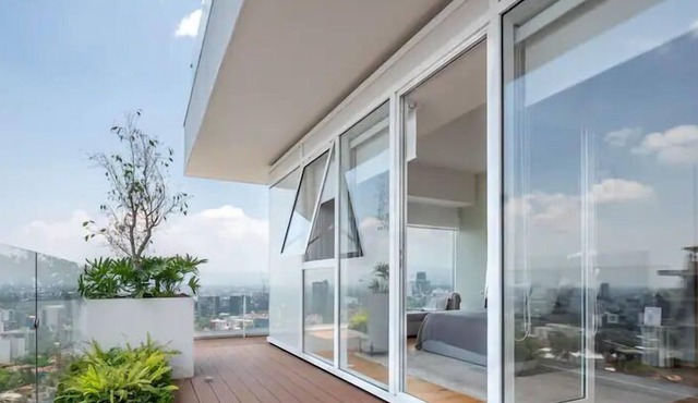 Iconc SkyScrapper Villa SkyDeck