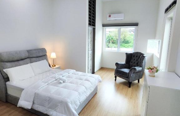 Ipoh Lake View Cozy Home Big House