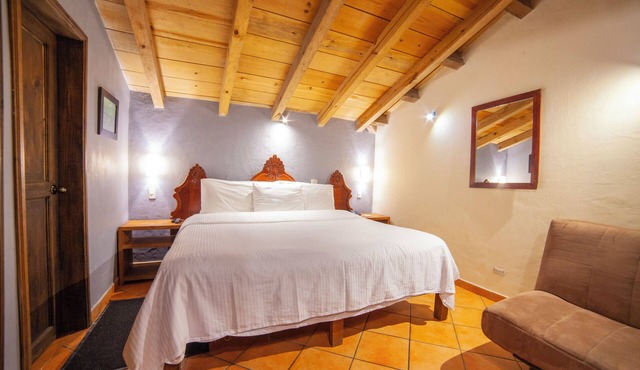 Irish style cabin in the mountain of San Cristobal