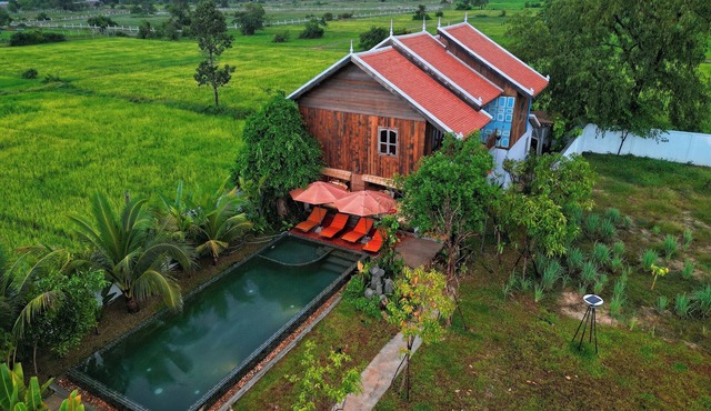 Isann Lodge Private Pool Villa