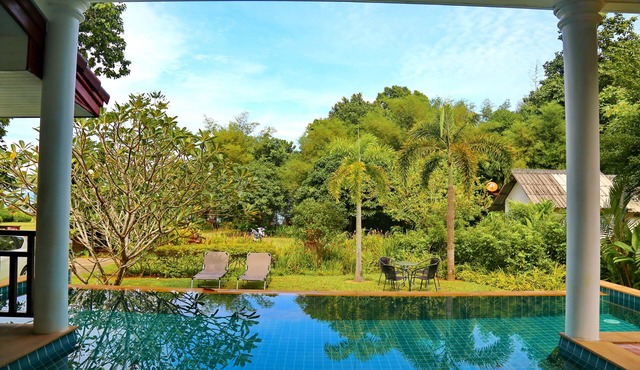 K Chang 6 BR Sea View Villa w /Pool