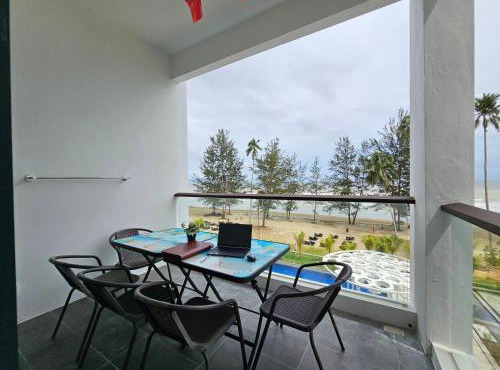 Kenyalang Roxy Sematan Homestay