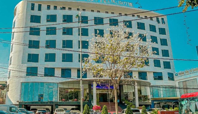 Khách Sạn Hoa Ban Trắng