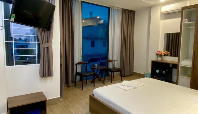 Khách Sạn Hoa Phượng