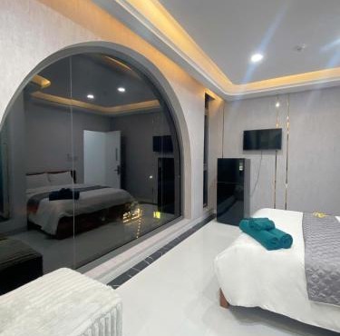 Khách sạn Nữ Vương