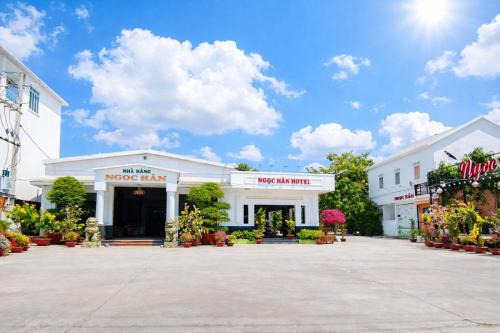 Khách Sạn Nhà Hàng Ngọc Hân