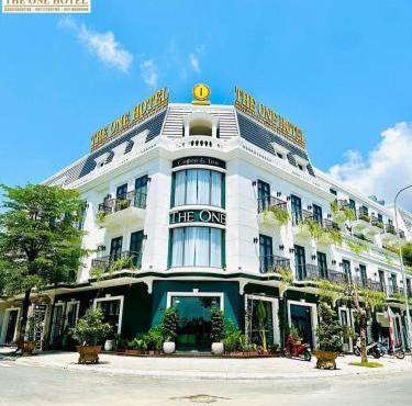 Khách Sạn The One Hotel 2