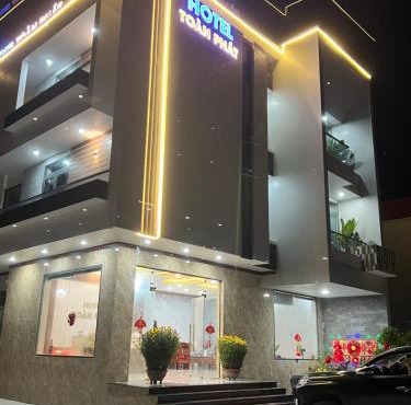 Khách Sạn Toàn Phát Dốc Lếch