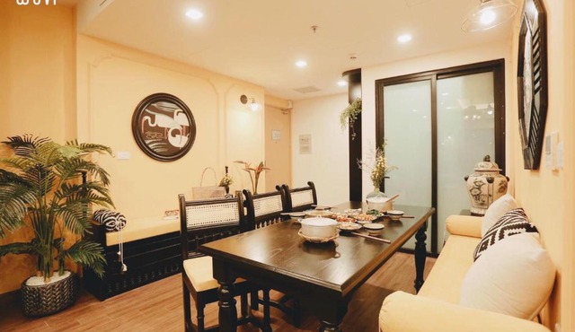 KHÁCH SẠN QUY NHƠN sea view, fully equipped, near Quy Nhon square