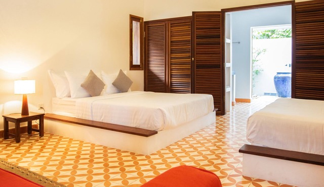 Khla Lodge Quad Family room - Pool View