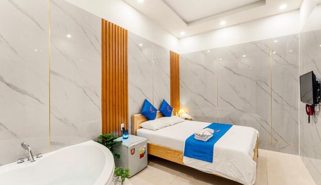 KISS Hotel Tân Bình