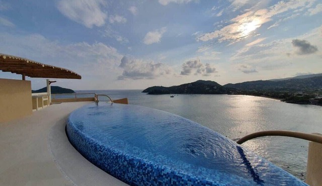 KK 202 Villa, Enjoy stunning sunsets in this luxury condo