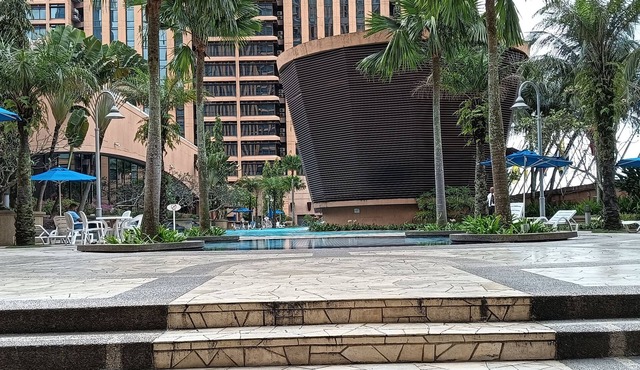 KL TIMES SQUARE SERVICE RESIDENCIES