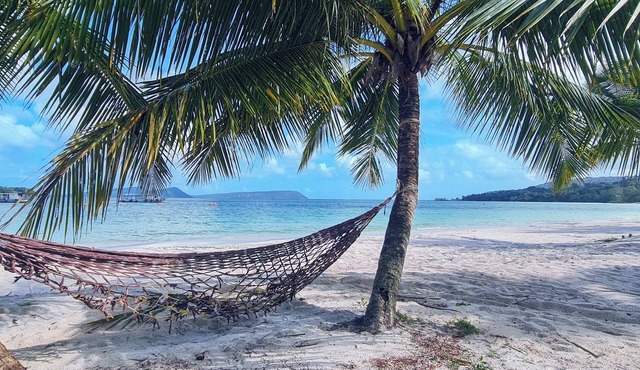Koh Rong Beach Hostel and Bungalow