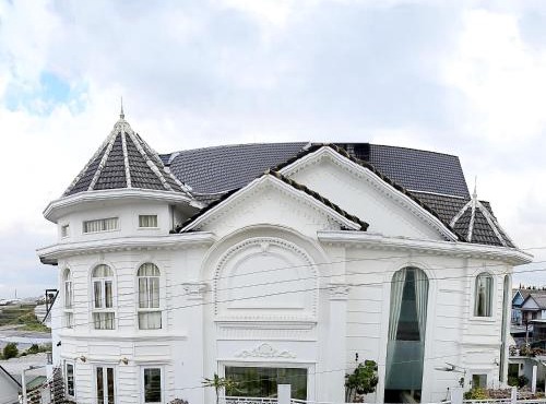 Lâu Đài Nhỏ Đà Lạt - Little Castle Dalat -3 rooms with kitchen and 7 people The BBQ Sanctuary 150