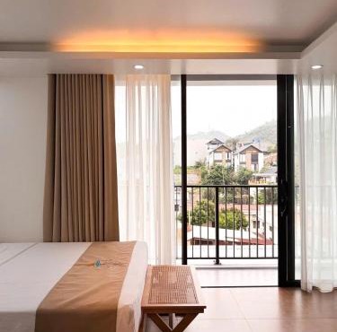La Mer Cat Ba Boutique Hotel