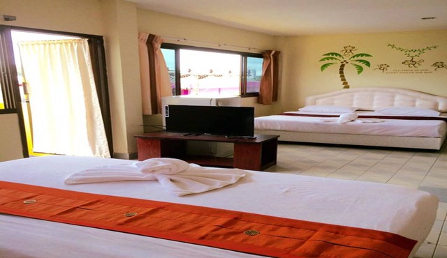 Laemya Inn in Rayong