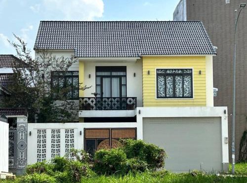Lake view Villa in Nam Long - Villa bờ hồ khu biệt thự Nam Long