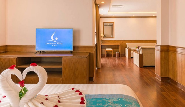 Lam Giang Hotel