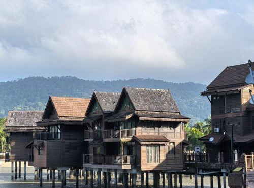 Langkawi Lagoon Floating Resort 03