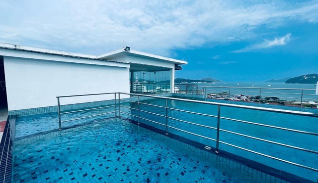 Langkawi Simfoni Beliza Apartment with Sky Pool by Zervin