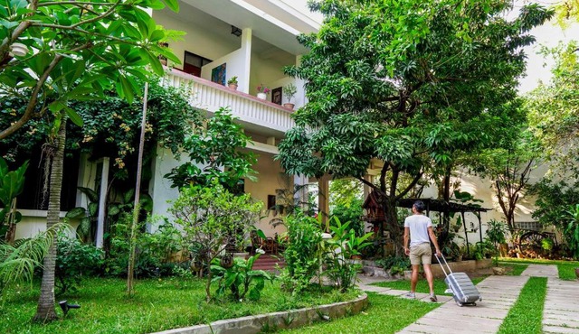 Lani's House by the Ponds