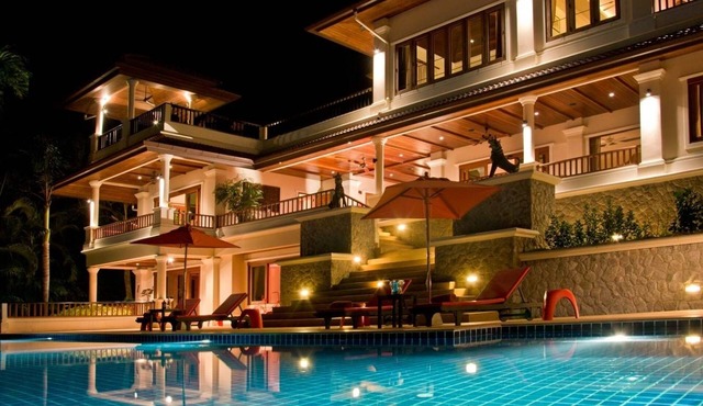 Large Luxury 6 Bed Pool Villa sleeps 13 with daily maid service nr Layan Beach in Choeng Thale