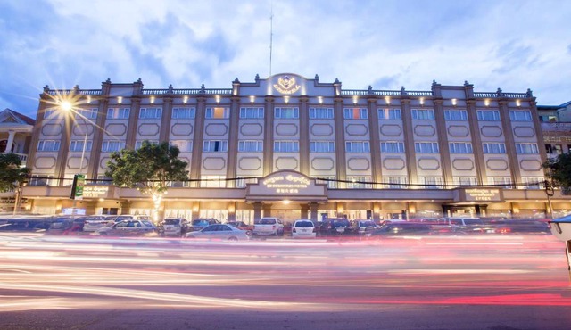 Le President Hotel