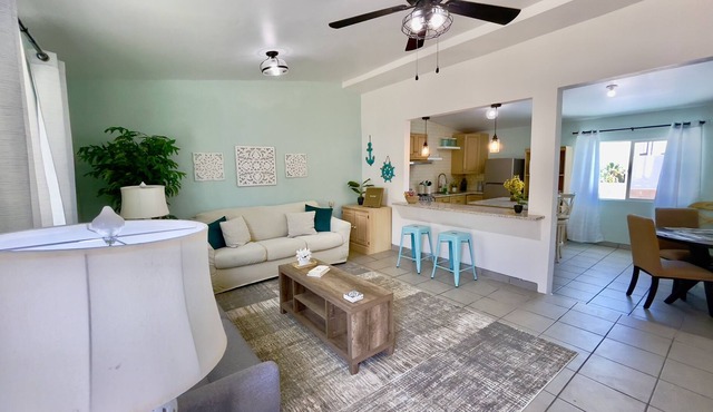 LiliesByTheSea 2 Bedroom 2 Bath Cottage