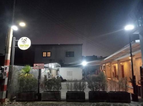 Lion hotel chumphon