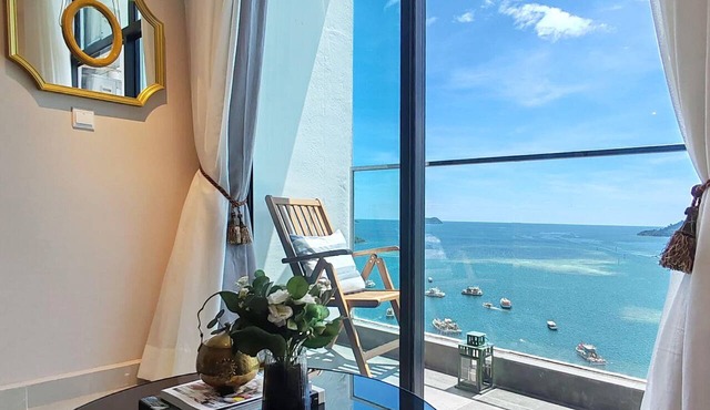 『Loge Céleste』 9m Panoramic Oceanview for 2 in Kota Kinabalu