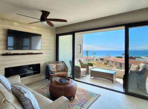 Lovely Condo Stunning Ocean View