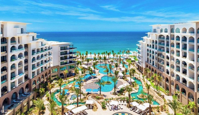 Luxurious Beachfront Paradise