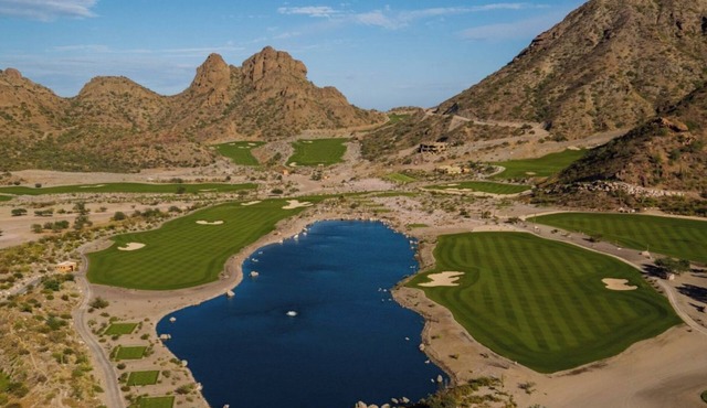Luxurious Retreat in Loreto with Breathtaking Views in La Danzante