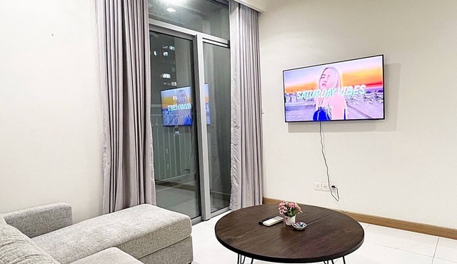 Luxury Apartment at Vinhomes Central #8