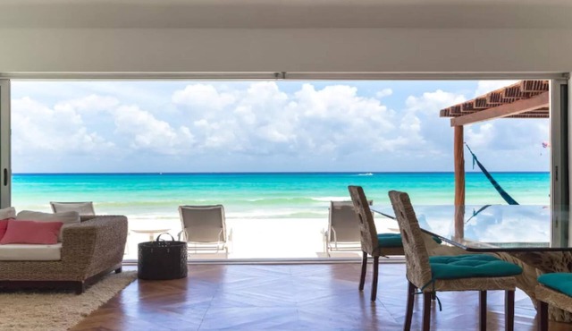 Luxury Beachfront Villa with a Pool & Deck in guard-gated Playacar