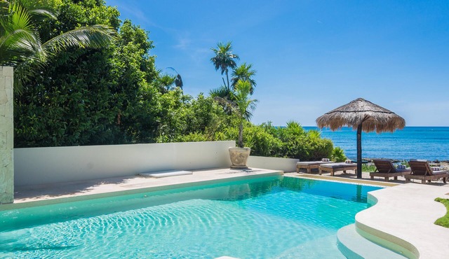 Luxury Beachfront Villa in Tulum
