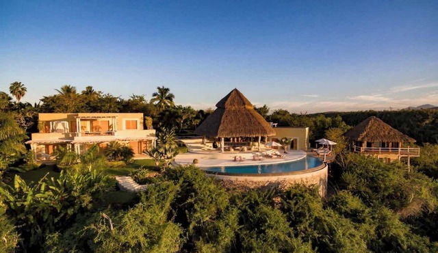 Luxury Hilltop Villa - Yoga - Chef in Costa Careyes