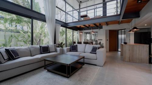 Luxury Modern Loft Villa Riverhouse in Laguna Phuket
