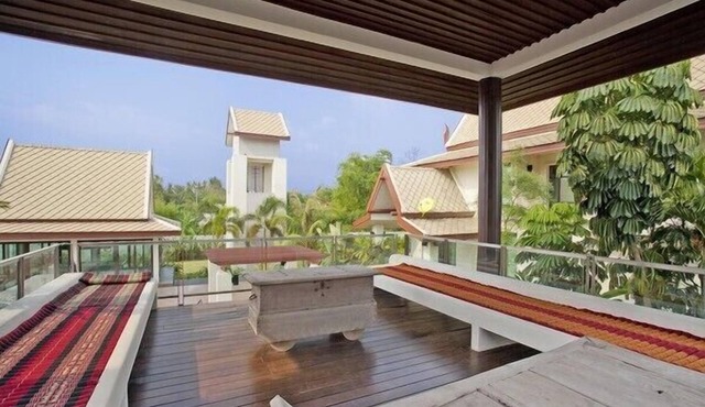 Luxury Pool Villa Black Pearl