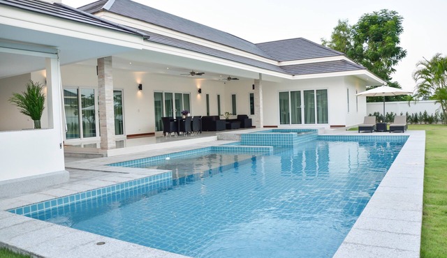 Luxury Pool Villa Hua Hin 3Bedroom near beach