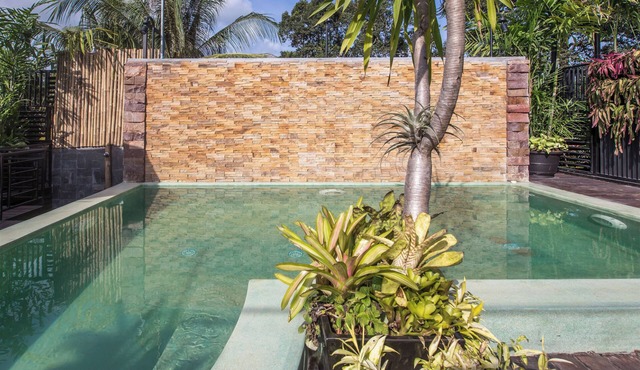 Luxury Suite Villa with Rooftop Private Pool l Breakfast, Free Bike & Wifi