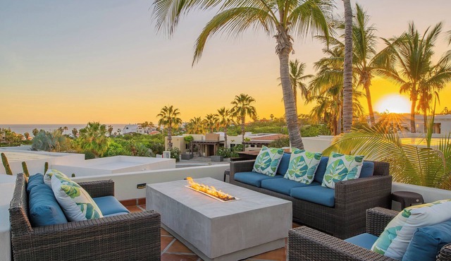 Luxury Villa w/Private Pool, Hot Tub, Firepit & Ocean Views in Santa Carmela