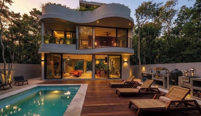 Luxury Villa w/Private Pool, Hot Tub, Gym & Padel | Aldea Zama