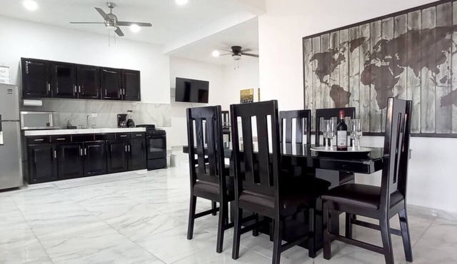Massive 1600sqft Lake View Condo | Golf Cart Assistance | Fast WiFi + Breakfast