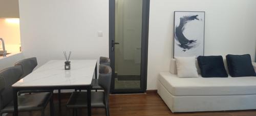 Masteri West Heights 3Br near Korean Town
