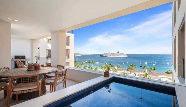 Medano Beach Cabo Resort 3 bedroom steps to marina